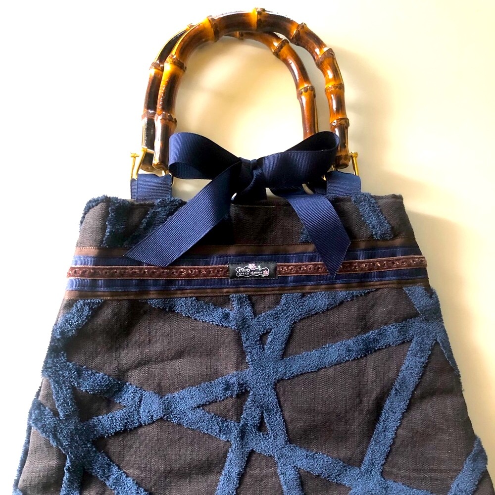 Two Crazy Daisies Purse Blue Velvet /Bamboo Handle
